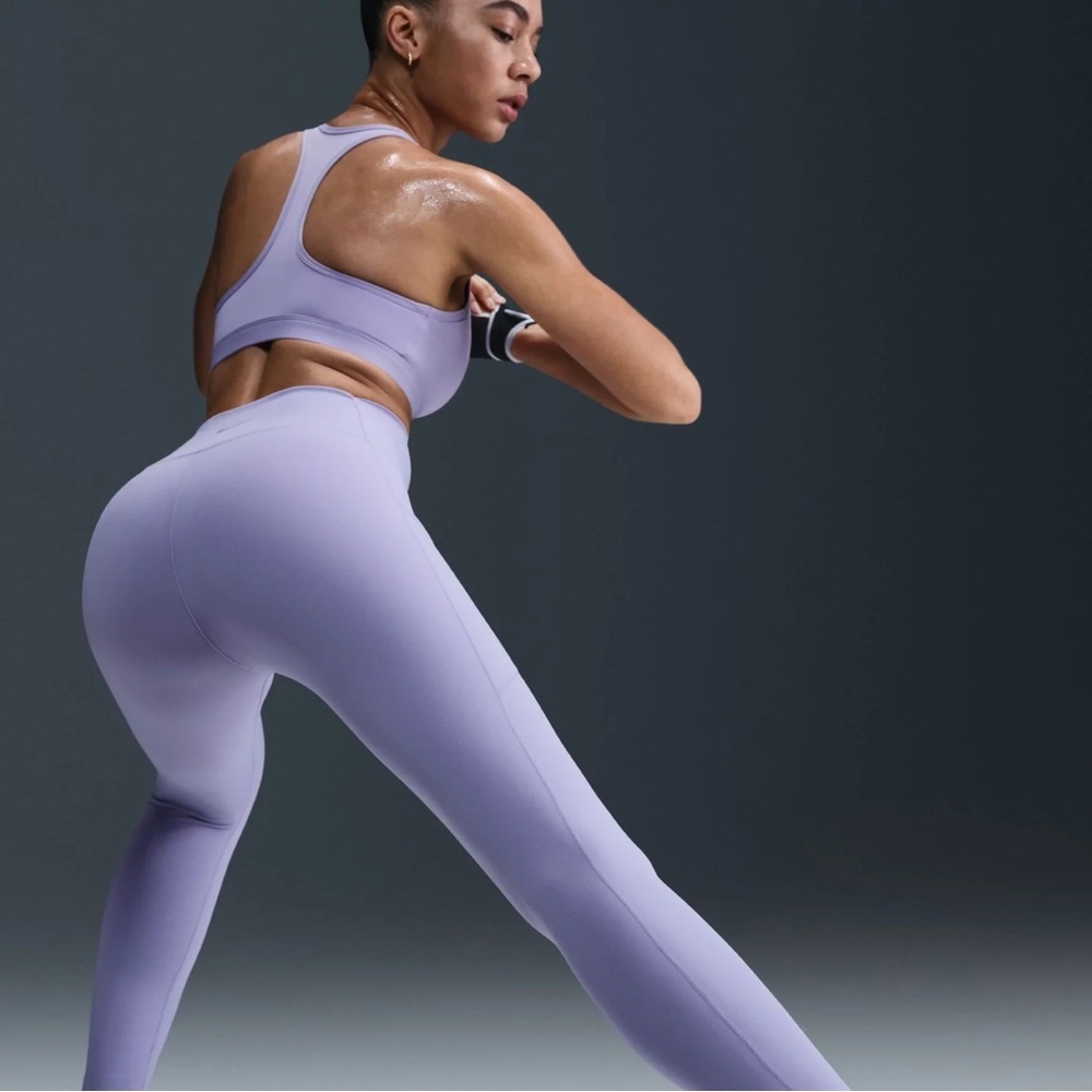 Nike rate dry fit Lavender High-Waisted Leggings